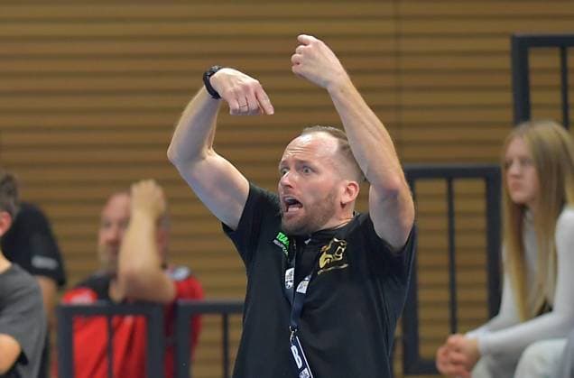 30 08 2025, Dresden coach André Haber, Handball, 2 Bundesliga, HC Elbflorenz Dresden SG BBM Bietigheim 24 28, c Dresden