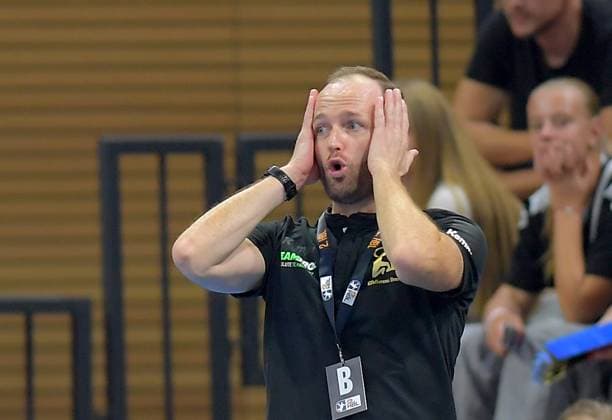 30 08 2025, Dresden coach André Haber, Handball, 2 Bundesliga, HC Elbflorenz Dresden SG BBM Bietigheim 24 28, c Dresden