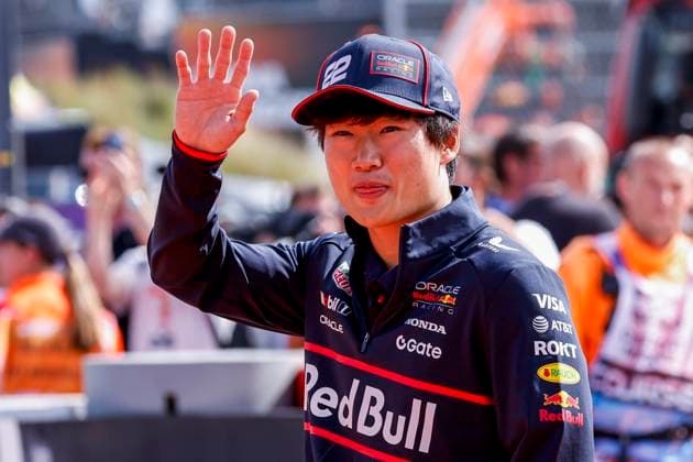 Drivers Parade Yuki Tsunoda of Japan and Oracle Red Bull Racing wave during the Formula 1 Heineken Dutch Grand Prix 2025 on Day 3 at Circuit Zandvoort on August 31, 2025 in Zandvoort, Netherlands Photo by Marcel ter Bals DeFodi Images