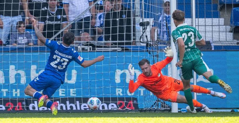 31 08 2025 Soccer Season 2025 2026 2 Soccer Bundesliga 04 Matchday 1 FC Magdeburg FCM SpVgg Greuther Fürth Kleeblatt Sportfoto Zink xwoxzix DFL regulations prohibit any use of photographs as image sequences and or quasi video only for editorial use Baris Atik 23, 1 FC Magdeburg FCM Pelle Boevink 26, SpVgg Greuther Fürth Jannik Dehm 23, SpVgg Greuther Fürth Chance Torchance