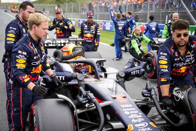 ZANDVOORT - Max Verstappen (Red Bull Racing) before the Dutch F1 Grand Prix at the Zandvoort Circuit. ANP SANDER KONING F1 Grand Prix of Netherlands 2025 26 xVIxANPxSportx xxANPxIVx 534594649 originalFilename: 534594649.jpg