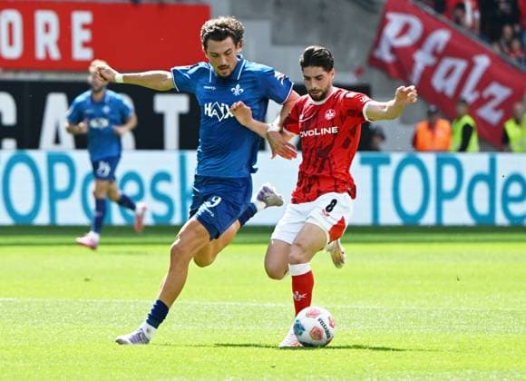 Soccer 2 Bundesliga Season 2025 26 1 FC Kaiserslautern 31 8 2025 Fritz Walter Stadion 1 FC Kaiserslautern fck SV Darmstadt 98 da Fraser HORNBY SV Darmstadt 98 , li Semih SAHIN 1 FC Kaiserslautern 1 FC Kaiserslautern