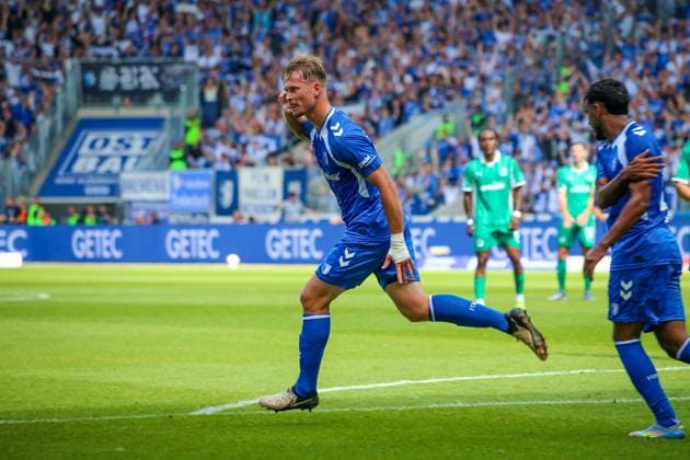 11 Alexander Ahl Holmström of 1 FC Magdeburg celebrates after scoring a goal during the 2 Bundesliga match between 1 FC Magdeburg and SpVgg Greuther Fürth at MDCC Arena, Magdeburg, Germany, on August 30, 2025 Magdeburg Avnet Arena Germany Copyright: xAymanxAlahmedx