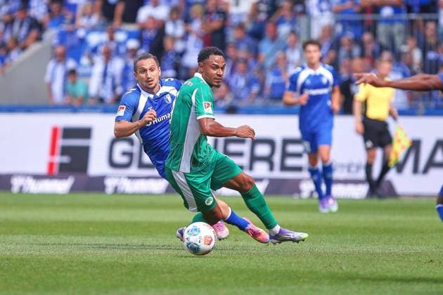 Magdeburg, Saxony-Anhalt, Germany, 31 08 2025 Avnet Arena 4 Matchday, Season 2025 26, 2 Soccer Bundesliga 1 FC Magdeburg Greuther Fürth Baris Atik 23, 1 FC Magdeburg and Sacha Bansé 06, Greuther Fürth in a duel Copyright: xdtsxNachrichtenagenturx dts_79350