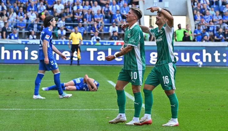 31 08 2025 Soccer Season 2025 2026 2 Soccer Bundesliga 04 Matchday 1 FC Magdeburg FCM SpVgg Greuther Fürth Kleeblatt Sportfoto Zink xwoxzix DFL regulations prohibit any use of photographs as image sequences and or quasi video only for editorial use Torjubel Jubel Freude nach Treffer Tor Torschuß zum 2 4 durch Felix Klaus 30, SpVgg Greuther Fürth Felix Klaus 30, SpVgg Greuther Fürth Aaron Keller 16, SpVgg Greuther Fürth