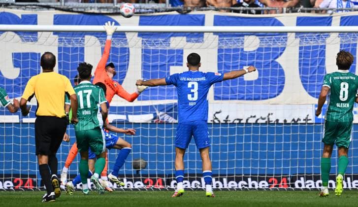 31 08 2025 Soccer Season 2025 2026 2 Soccer Bundesliga 04 Matchday 1 FC Magdeburg FCM SpVgg Greuther Fürth Kleeblatt Sportfoto Zink xwoxzix DFL regulations prohibit any use of photographs as image sequences and or quasi video only for editorial use Aaron Keller 16, SpVgg Greuther Fürth must concede goal to 4 4 by Noah Pesch 10, 1 FC Magdeburg FCM , not in picture