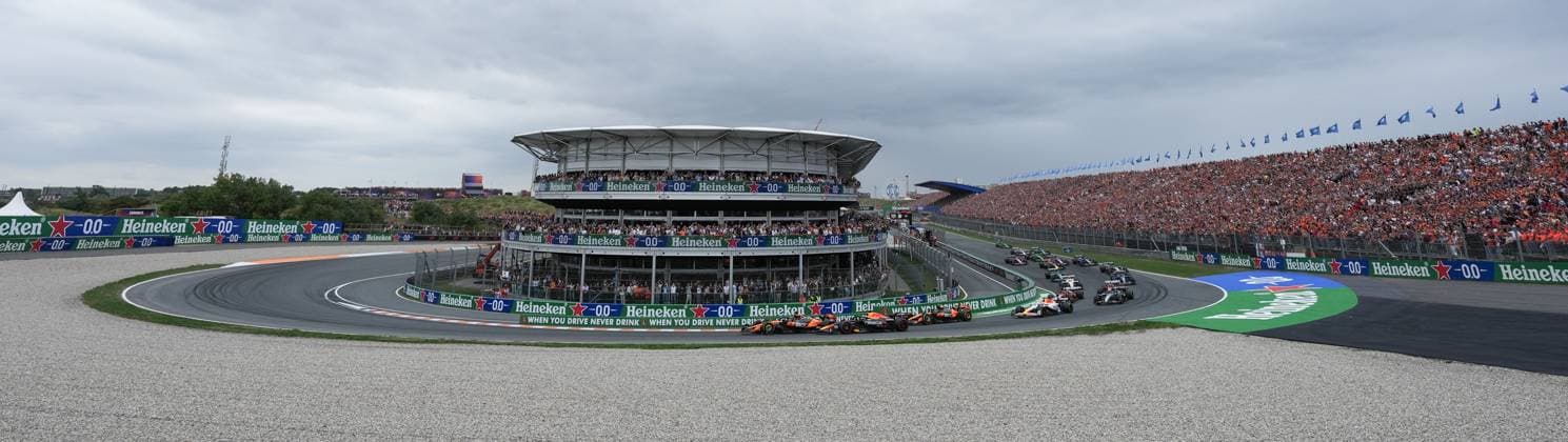 ZANDVOORT , 31-08-2025 , Circuit Zandvoort , season 2025 2026 , Formula 1 Heineken Dutch Grand Prix Zandvoort - The Netherlands , Start of the race Formula 1 Dutch Grand Prix Sunday  x30775180x Copyright: