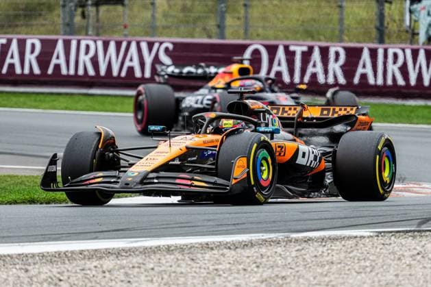 2025-08-31 F1 - Heineken Dutch GP - Grand Prix Race ZANDVOORT, NETHERLANDS - AUGUST 31: Oscar Piastri of McLaren competing in the Grand Prix Race during F1 - Heineken Dutch GP on August 31, 2025 in Zandvoort, Netherlands. Zandvoort Netherlands Content not available for redistribution in The Netherlands directly or indirectly through any third parties. Copyright: xAndrexWeeningx
