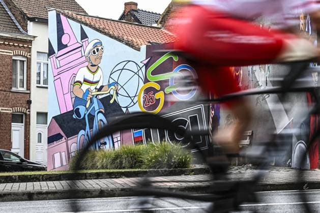 A mural dedicated to the event pictured during the UCI Para-cycling Road World Championships, Sunday 31 August 2025, in Ronse. The UCI Para-Cycling Road World Championships take place from 28 to 31 Augustus in Ronse. JASPERxJACOBS  x132939545x