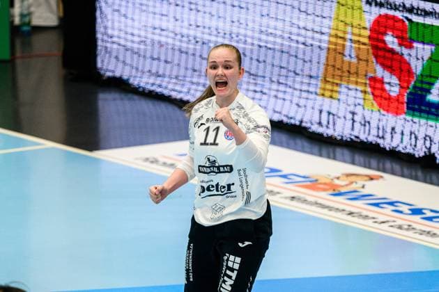 Laura, Kuske TW, Thueringer HC, 11 Jubel zur Parade GER, Thuringia, Thueringer HC vs SV Union Halle Neustadt, Alsco Handball Bundesliga Frauen, 1 Handballbundesliga Frauen, Handball, 1 Spieltag, Saison 2025 2026, Sonntag, 3 Copyright: xEibner-Pressefoto MartinxHerbstx EP_MHT