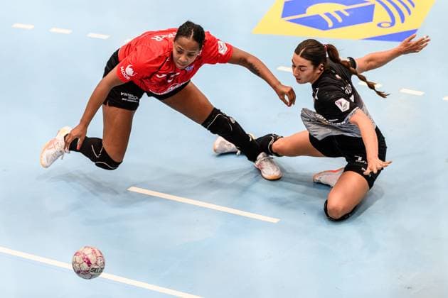 Sharon, Nooitmeer Kreislaeufer, Thueringer HC, 3 , E , Molenaar Rueckraum Links, SV Union Halle Neustadt, 7 GER, Thuringia, Thueringer HC vs SV Union Halle Neustadt, Alsco Handball Bundesliga Frauen, 1 Handballbundesliga Frauen, Handball, 1 Spieltag, Season 2025 2026, Sunday, 15 Copyright: xEibner-Pressefoto MartinxHerbstx EP_MHT