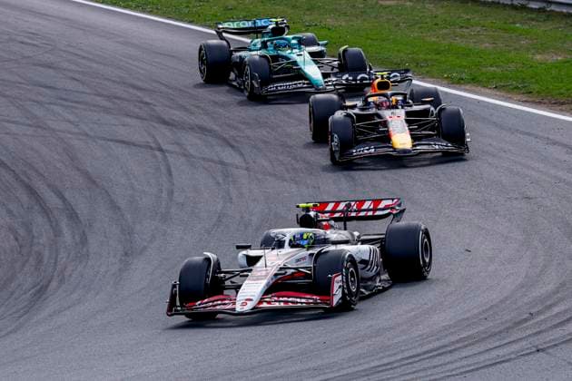 Oliver Bearman of the United Kingdom and Haas F1 Team and Yuki Tsunoda of Japan and Oracle Red Bull Racing and Fernando Alonso of Spain and Aston Martin F1 Team during the Formula 1 Heineken Dutch Grand Prix 2025 on Day 3 at Circuit Zandvoort on August 31, 2025 in Zandvoort, Netherlands Photo by Marcel ter Bals DeFodi Images