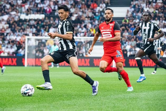 FOOTBALL : SCO Angers vs Stade Rennais - Ligue 1 - JournÃ e 3 - 31 08 2025 Yassin Belkhdim (SCO ANGERS) Moussa Tamari (Stade Rennais) AngersFrance  Copyright: xBaptistexAutissierx