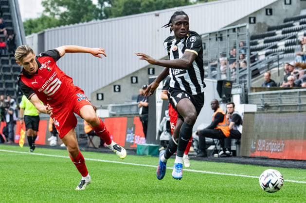FOOTBALL : SCO Angers vs Stade Rennais - Ligue 1 - JournÃ e 3 - 31 08 2025 Sidiki Cherif (ANGERS SCO) Anthony Rouault (Stade Rennais) AngersFrance  Copyright: xBaptistexAutissierx