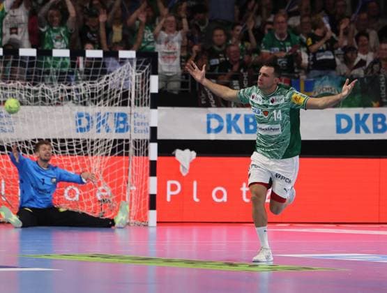 GER HBL Season 2025 2026 FÜCHSE Berlin vs Bergischer HC, 31 08 25, Max Schmeling Halle, Berlin, Aitor ARINO Füchse Berlin 14 celebrates after scoring, emotion, 30 seconds into the game and the first goal of the season for FÜCHSE Berlin