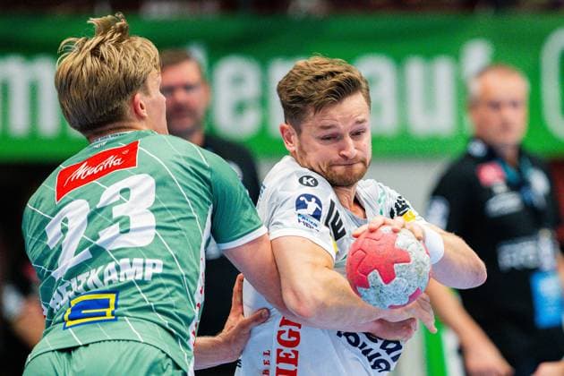 31 08 2025 Handball, 2025 2026, 1 Bundesliga, 1 Matchday, GWD Minden Frisch auf Göppingen L R Niclas Benedict Heitkamp Minden , David Schmidt Göppingen
