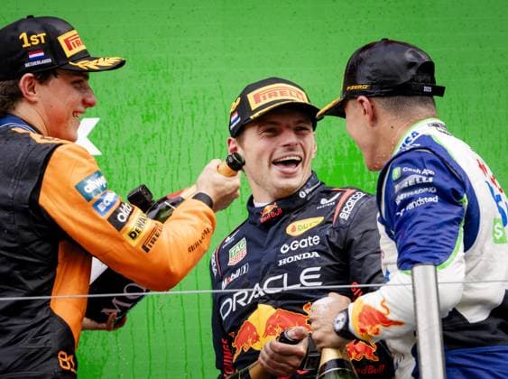 ZANDVOORT - Oscar Piastri (McLaren), Max Verstappen (Red Bull Racing), and Isack Hadjar (Racing Bulls) on the podium after the Dutch F1 Grand Prix at the Zandvoort Circuit. ANP SEM VAN DER WAL F1 Grand Prix of Netherlands 2025 26 xVIxANPxSportx xxANPxIVx 534607289 originalFilename: 534607289.jpg