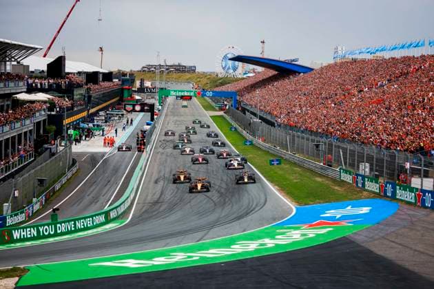 Formula 1 Heineken Dutch Grand Prix 2025 Alexis Perrin OVERTAKE MAXPPP - Zandvoort 31 08 2025 Start at the Formula 1 Heineken Dutch Grand Prix 2025, the 15th round of the 2025 FIA Formula 1 World Championship, WM, Weltmeisterschaft at Circuit Zandvoort in Zandvoort, Netherlands, from 28 to 31 August 2025 Zandvoort Netherlands  Copyright: xOVERTAKE MAXPPPxAlexisxPerrinx OVT202508316137 OVT202508316137