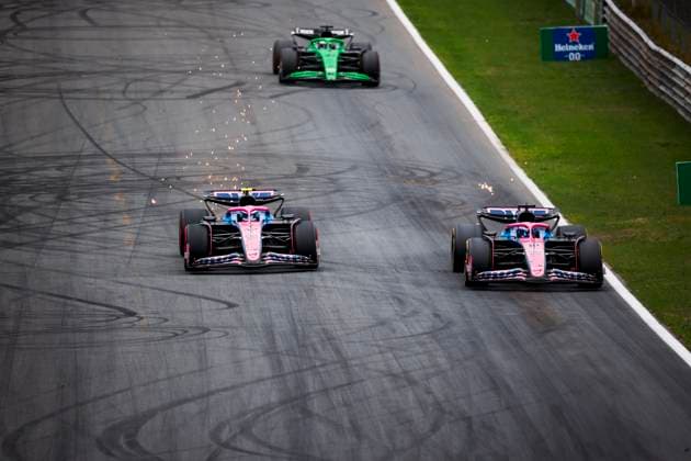 Formula 1 Heineken Dutch Grand Prix 2025 Alexis Perrin OVERTAKE MAXPPP - Zandvoort 31 08 2025 10 GASLY Pierre (fra), Alpine F1 Team, action, 43 COLAPINTO Franco (arg), Alpine F1 Team, action at the Formula 1 Heineken Dutch Grand Prix 2025, the 15th round of the 2025 FIA Formula 1 World Championship, WM, Weltmeisterschaft at Circuit Zandvoort in Zandvoort, Netherlands, from 28 to 31 August 2025 Zandvoort Netherlands Copyright: xOVERTAKE MAXPPPxAlexisxPerrinx OVT202508316138 OVT202508316138