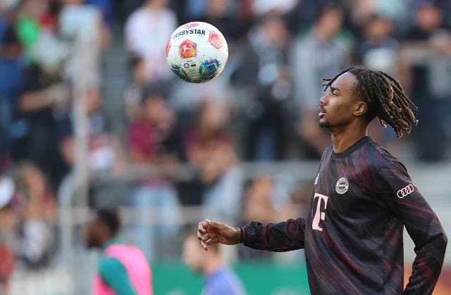 Kusi-Asare Jonah , FC Augsburg-FC Bayern München , Bundesliga , Spieltag 2, Fußball , in der WWK-Arena Stadion , in Augsburg , Bayern , Deutschland. August 30, 2025 . Photo by: Davide Elias IPA Photo Pressefoto DENL Copyright: xDavidexEliasx