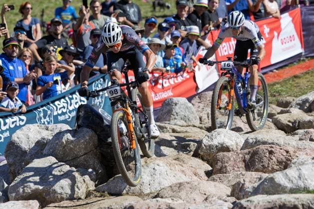 COUPE DU MONDE DE VTT AUX GETS PHOTOPQR LE DAUPHINE Grégory YETCHMENIZA ; Les Gets ; 31 08 2025 ; Les Gets (Haute-Savoie), 31 août. Les Gets accueillent une étape de coupe du monde de VTT. UCI CROSS COUNTRY WORLD CUP sur notre photo : Mathieu Van der Poel, termine 6e aux Gets. Grégory Yetchmeniza Le Dauphiné Libéré - Les Gets hosts a Mountain Bike World Cup stage Les Gets Haute-Savoie Rhône-Alpes France  Copyright: xPHOTOPQR LExDAUPHINE MAXPPPxGrégoryxYETCHMENIZAx 20250831JDL6297 20250831JDL6297