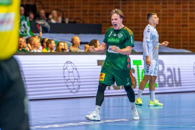 Leif Tissier TSV Hannover Burgdorf, Nr 7 L R , TSV Hannover Burgdorf green against HC Alkaloid white 1 Matchday of Qualification Round 1 EHF European League 2025 2026 31 08 2025, Swiss Life Hall Hannover, GER , Copyright: xJanxGuentherx xTSVxHannover-Burgdorfx