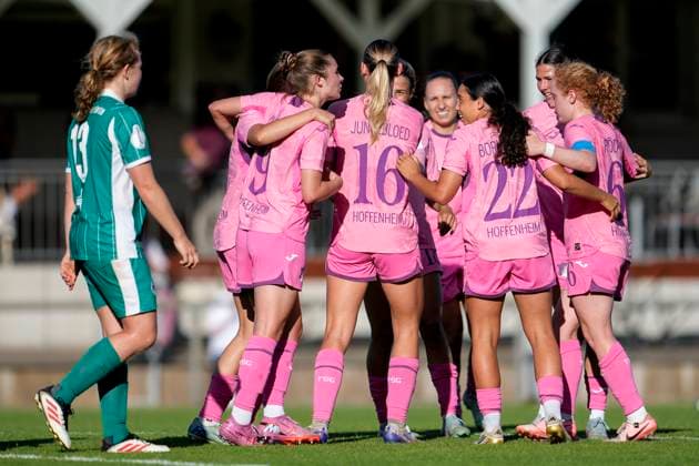 TSG 1899 Hoffenheim II U20 players, celebrate the goal, celebrate the goal, goal, celebration, cheer, cheers about the goal, rejoice, joy, rejoicing, optimistic, positive, match scene, highlight, action, action, 31 08 2025, St Leon Rot Germany , Soccer, Women, Regionalliga Süd, TSG 1899 Hoffenheim U20 SpVgg Greuther Fürth, 31 08 2025, St Leon Rot Germany , Soccer, Women, Regionalliga Süd, TSG 1899 Hoffenheim U20 SpVgg Greuther Fürth, DFB DFL REGULATIONS PROHIBIT ANY USE OF PHOTOGRAPHS AS IMAGE SEQUENCES AND OR QUASI VIDEO xozx