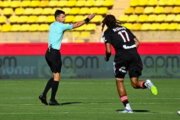 FOOTBALL : AS Monaco VS RC Strasbourg Alsace - Ligue 1 Mcdonald s - 31 08 2025 Referee Benoit Bastien during the Ligue 1 Mcdonald s match between AS Monaco and RC Strasbourg Alsace on 31st August 2025 at the Louis II Stadium in Monaco. MonacoMonaco  Copyright: xWilliamxCannarellax