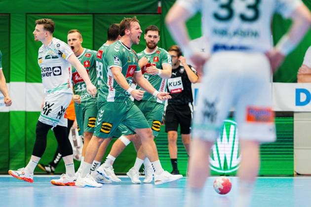31 08 2025 Handball, 2025 2026, 1 Bundesliga, 1 Matchday, GWD Minden Frisch auf Göppingen L R Niclas Benedict Heitkamp Minden , Erik Persson Göppingen , Mats Korte Minden , Tom Bergner Minden , Max Staar Minden , Ymir Oern Gislason Göppingen