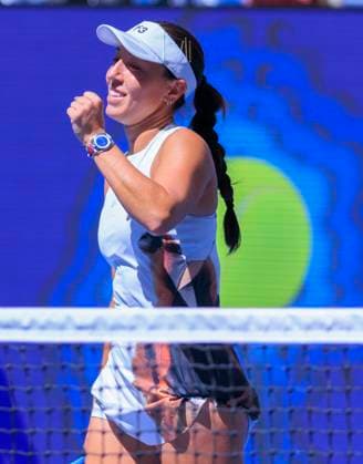 August 31, 2025, Flushing Meadows, New York, USA: Jessica Pegula cheers with fans after winning her match against Ann Li on Day 8 of the 2025 US Open at USTA Billie Jean King National Tennis Center on Sunday August 31, 2025 in the Flushing neighborhood of the Queens borough of New York City. JAVIER ROJAS PI Flushing Meadows USA - ZUMAp124 20250831_zaa_p124_014 Copyright: xJavierxRojasx