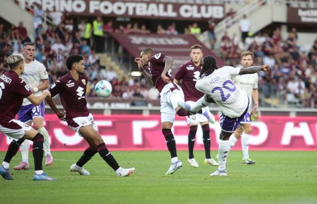 Moise Kean of ACF Fiorentina seen in action during the Italian Serie A, 2025 26 season, football match between Torino FC and ACF Fiorentina on 31 August 2025 at Stadio Olimpico Grande Torino, Turin, Italy. Photo Nderim Kaceli  Copyright: xNderimxKaceli IPAxSportx xipa-agency.netx xx IPA_63783186 IPA_Agency_IPA63783186