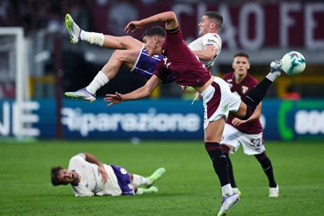 Cm Torino 31 08 2025 - campionato di calcio serie A Torino-Fiorentina foto Cristiano Mazzi Image nella foto: Robin Gosens-Kristjan Asllani 