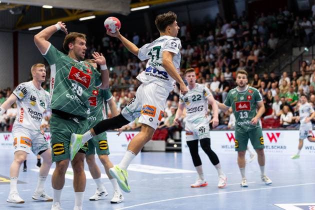 Tim GOSSNER FRISCH AUF Goeppingen, 17 scores a goal, Action, Goal throw GWD Minden GWD vs FRISCH AUF Goeppingen FAG , Handball, Men, Daikin Handball Bundesliga HBL , 1 Matchday, Season 2025 2026, 31 08 2025 GWD Minden GWD vs FRISCH AUF Goeppingen FAG , Handball, Men, Daikin Handball Bundesliga HBL , 1 Matchday, Season 2025 2026, 31 08 2025 Luebbecke Copyright: xEibnerxPressefoto OliverxSchmidtx EP_OST