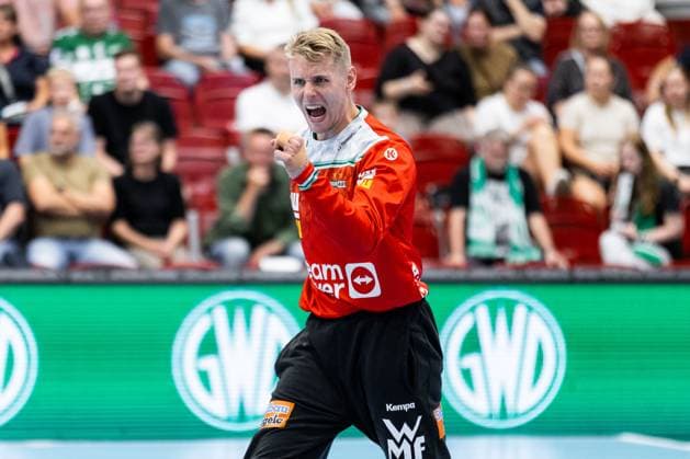 Kristian SAEVERAS FRISCH AUF Goeppingen, 12 cheers rejoices, jubilation, emotion, joy, enthusiasm, positive emotions GWD Minden GWD vs FRISCH AUF Goeppingen FAG , handball, men, Daikin Handball Bundesliga HBL , 1 Matchday, Season 2025 2026, 31 08 2025 GWD Minden GWD vs FRISCH AUF Goeppingen FAG , Handball, Men, Daikin Handball Bundesliga HBL , 1 Matchday, Season 2025 2026, 31 08 2025 Luebbecke Copyright: xEibnerxPressefoto OliverxSchmidtx EP_OST