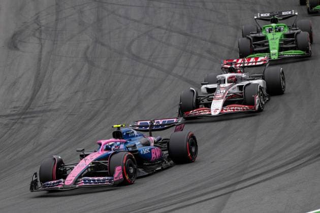 Franco Colapinto 43, BWT Alpine F1 Team,Esteban Ocon, BWT Alpine F1 Team, Niko Hülkenberg 27, Stake F1 Team Kick Sauber, Race, Dutch Grand Prix, Motorsport, Men, Formula 1, 31 08 2025 Zandvoort Netherlands Netherlands Copyright: xkolbert-press MartinxWdziecznyx