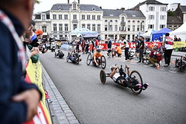 Riders of the mixed relays pictured in action during the UCI Para-cycling Road World Championships, Sunday 31 August 2025, in Ronse. The UCI Para-Cycling Road World Championships take place from 28 to 31 Augustus in Ronse. JASPERxJACOBS  x132971152x