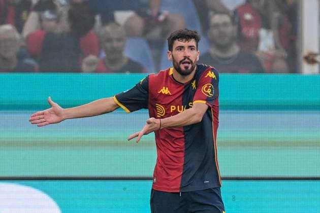 GenoaÕs Aaron Martin during the Serie A soccer match between Genoa and Juventus at the Luigi Ferraris Stadium in Genoa, Italy - Sunday, August 31, 2025. - Soccer .  Copyright: xTanoxPecoraro LaPressex
