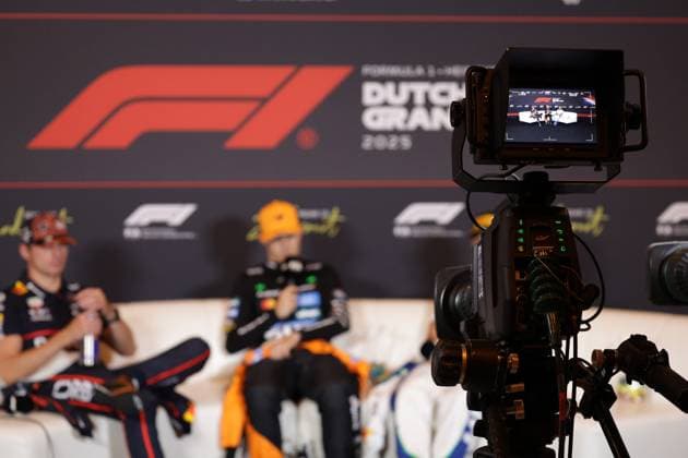 Formula 1 of the Netherlands Dutch driver Max Verstappen of Oracle Red Bull Racing, Australian driver Oscar Piastri of McLaren F1 Team, French driver Isack Hadjar of Visa Cash App RB Formula One Team during the press conference, PK, Pressekonferenz after the Formula 1 Heineken Dutch Grand Prix 2025 at the Circuit Zandvoort in Zandvoort, Netherlands, August 31 2025. Zandvoort Netherlands Copyright: xMatrixxImagesx xHasanxBraticx 