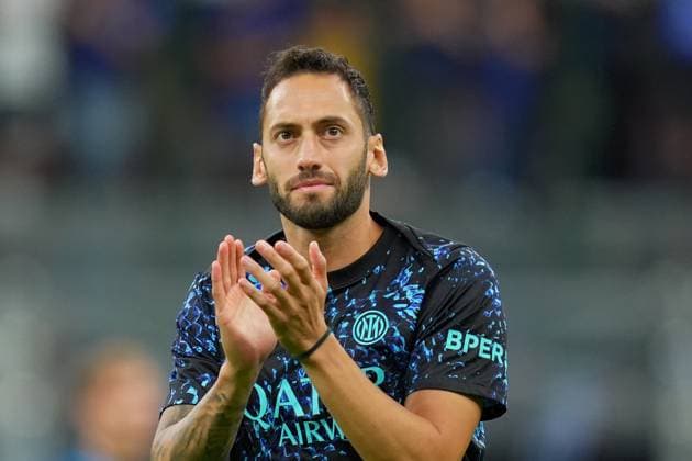 Inter Milan s Hakan Calhanoglu during the Serie A soccer match between Inter and Udinese at the San Siro Stadium in Milan , north Italy - Sunday , August 31 , 2025. - Soccer .  Copyright: xSpada LaPressex