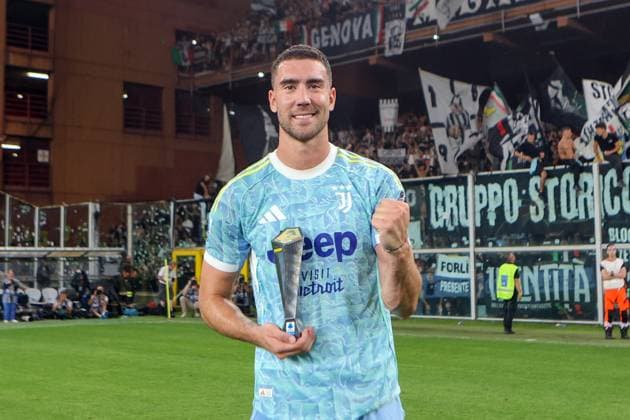 Juventus Dusan Vlahovic Player of the match Serie A during the Serie A soccer match between Genoa and Juventus at the Luigi Ferraris Stadium in Genoa, Italy - Sunday, August 31, 2025. - Soccer .  Copyright: xTanoxPecoraro LaPressex