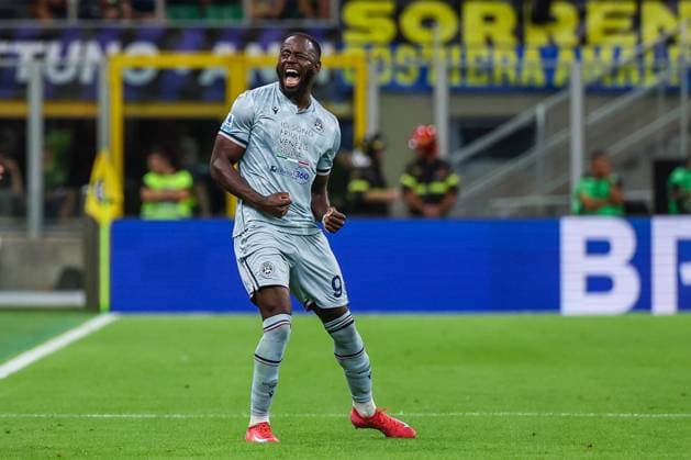 Keinan Davis of Udinese Calcio celebrates after scoring a goal during Serie A 2025 26 football match between FC Internazionale and Udinese Calcio at San Siro Stadium  Copyright: xFabrizioxCarabelli IPAxSportx xipa-agency.netx xx IPA_63788934 IPA_Agency_IPA63788934