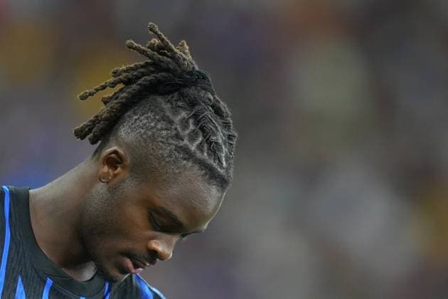 Inter Milan s Yann Bisseck during the Serie A soccer match between Inter and Udinese at the San Siro Stadium in Milan , north Italy - Sunday , August 31 , 2025. - Soccer .  Copyright: xSpada LaPressex