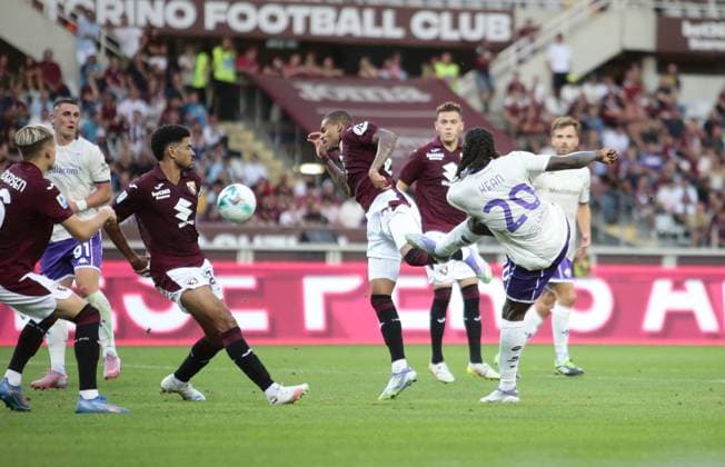 CALCIO - Serie A - Torino FC vs ACF Fiorentina Moise Kean of ACF Fiorentina seen in action during the Italian Serie A, 2025 26 season, football match between Torino FC and ACF Fiorentina on 31 August 2025 at Stadio Olimpico Grande Torino, Turin, Italy. Photo Nderim Kaceli Turin Italy  Copyright: xIPAxSport ABACAx