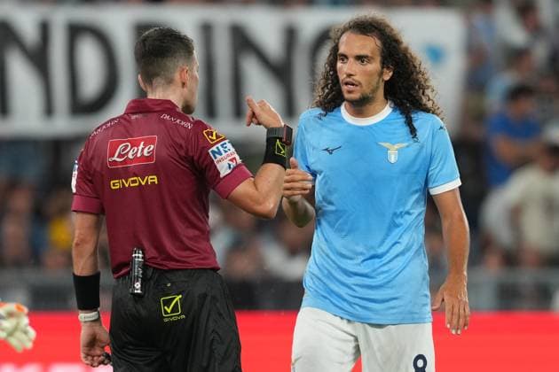The referee Valerio Crezzini and Matteo Guendouzi of SS Lazio during the Serie A 2025 2026 football match between SS Laziio and Hellas Verona at Stadio Olimpico in Roma (Italy), August 31, 2025. antoniettaxbaldassarre