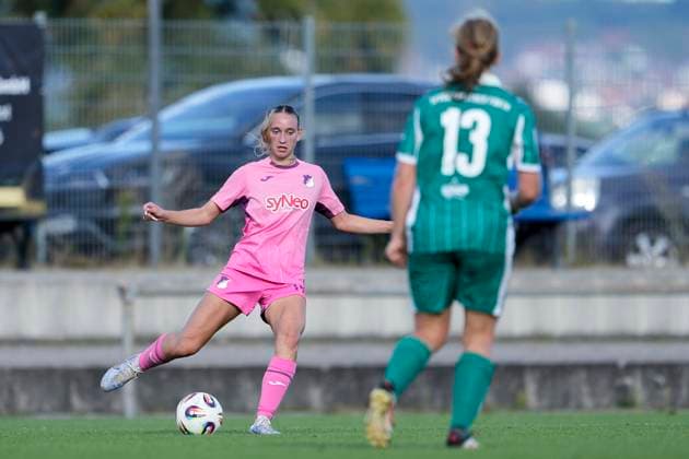 v li Rieke Jungebloed TSG II, 16 , Ann Kathrin Wolfram Fürth, 13 , Action, Action, Match scene, 31 08 2025, St Leon Rot Germany , Soccer, Women, Regionalliga Süd, TSG 1899 Hoffenheim U20 SpVgg Greuther Fürth, 31 08 2025, St Leon Rot Germany , Soccer, Women, Regionalliga Süd, TSG 1899 Hoffenheim U20 SpVgg Greuther Fürth, DFB DFL REGULATIONS PROHIBIT ANY USE OF PHOTOGRAPHS AS IMAGE SEQUENCES AND OR QUASI VIDEO xozx