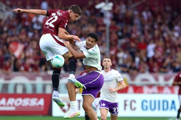 CESARE CASADEI, Torino, SIMON SOHM, Fiorentina, Serie A, 2025-26, Torino vs Fiorentina 0-0, 31-08-2025, Contrasto, Action SERIE A 2025-26 TORINO-FIORENTINA 0-0