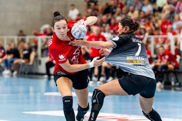 31 08 2025, GER, Handball, Women, Season 2025 2026, Alsco 1 Bl, 1 Matchday, Thueringer HC SV Union Halle Neustadt Wildcats Jana Scheib Thueringer HC,20 Lynn Molenaar SV Union Halle Neustadt Wildcats 99947 Bad Langensalza Salza Halle Sporthalle Mehrz Thüringen Germany