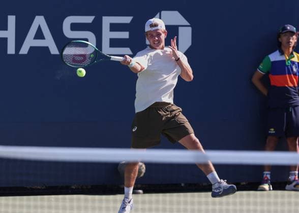 Flynn Thomas SUI , Boys Singles, Boys Singles, US Open Championships 2023, USTA Billie Jean King National Tennis Center, Flushing Meadows, New York, USA Copyright: xJuergenxHasenkopfx