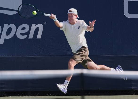 Flynn Thomas SUI , Boys Singles, Boys Singles, US Open Championships 2023, USTA Billie Jean King National Tennis Center, Flushing Meadows, New York, USA Copyright: xJuergenxHasenkopfx