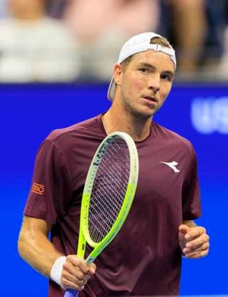 August 31, 2025, Flushing Meadows, New York, USA: Jan-Lennard Struff looks to his team during a match against Novak Djokovic on Day 8 of the 2025 US Open at USTA Billie Jean King National Tennis Center on Sunday August 31, 2025 in the Flushing neighborhood of the Queens borough of New York City. JAVIER ROJAS PI Flushing Meadows USA - ZUMAp124 20250831_zaa_p124_160 Copyright: xJavierxRojasx